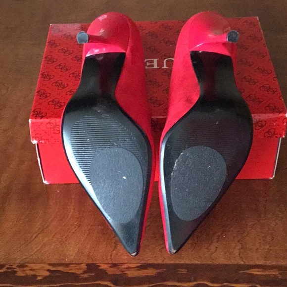 Guess Cadeo 3 Medium Red Febric Heels - Picture 5 of 8